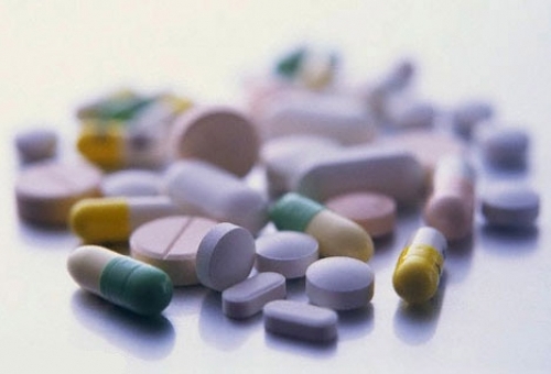 Лекарствата без алтернатива да се доставят без обществена поръчка, прие парламентът  