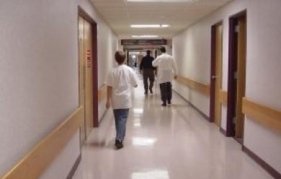 Спешно стягат болниците отново след рязък скок на нуждаещите се от лечение