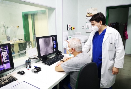 Докторът, който избра да се върне в България: „Хубаво е да има диалог между лекарите и пациентите.“