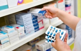 ГЕРБ спря Ананиев села и малки градове да имат повече аптеки