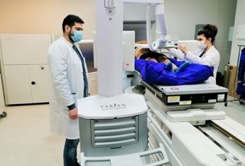 Най-модерното и иновативно лечение при ранен стадий на рак на простата се прилага в Онкологичния център на МБАЛ 